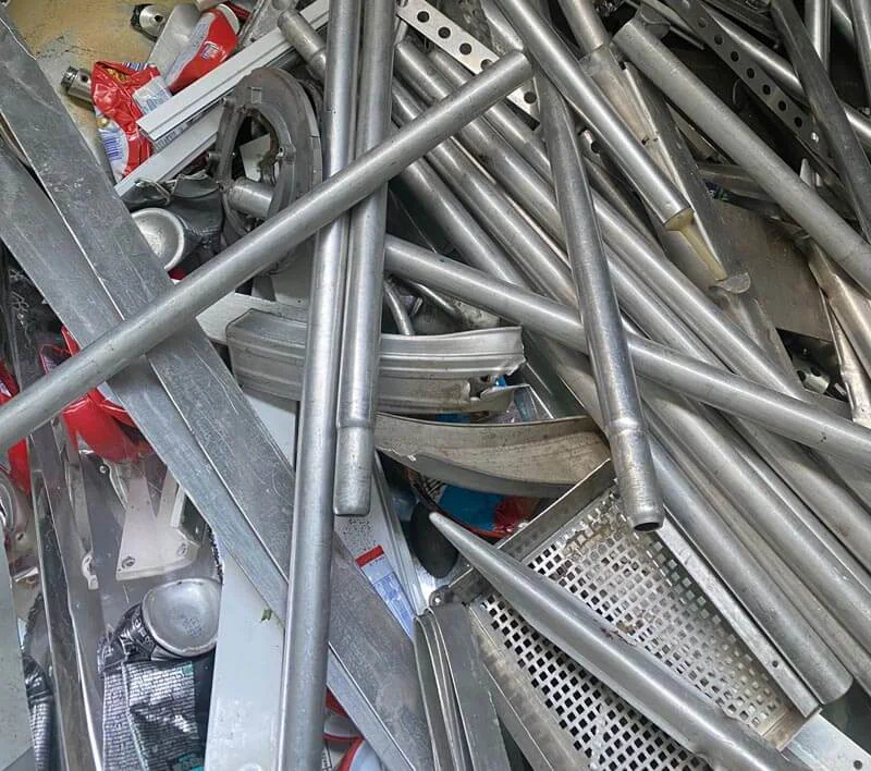 KOLODZIEJCZYK_aluminium_plastyka