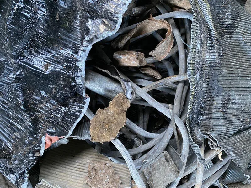 KOLODZIEJCZYK_olow_brudny